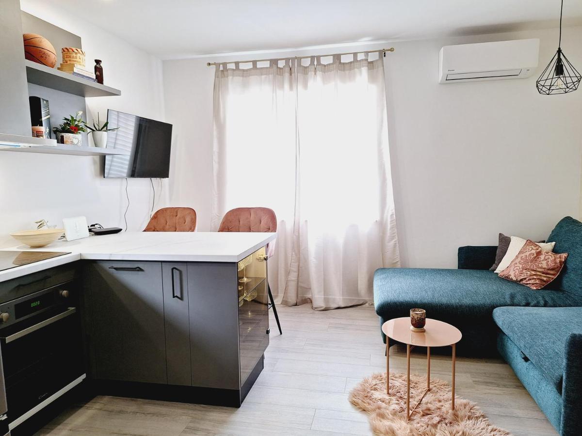 Apartman Maja **** Appartement Šibenik Buitenkant foto